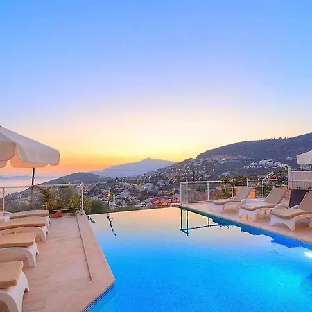 Samsara With Stunning Sea Views In *