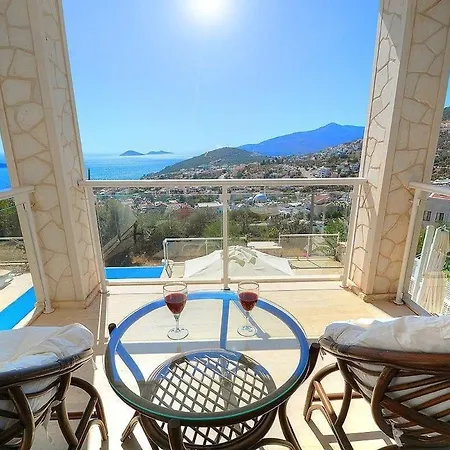 Samsara With Stunning Sea Views In Vilă *
