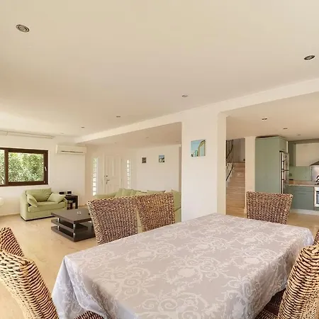 Vilă Samsara With Stunning Sea Views In *