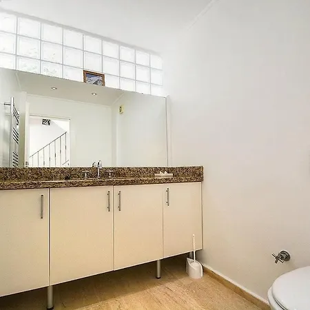 Samsara With Stunning Sea Views In *